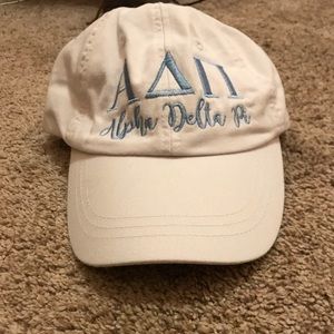 ADPi hat
